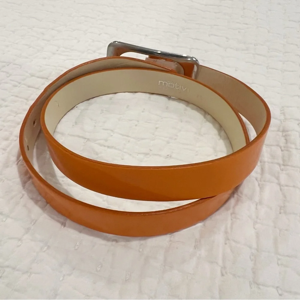 Motivi Belt Womens 34 Orange Silver Buckle Shiny Patent Faux Leather Retro Italy